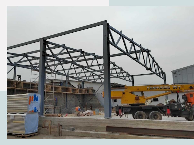 Строительство цехов в Мелеузе